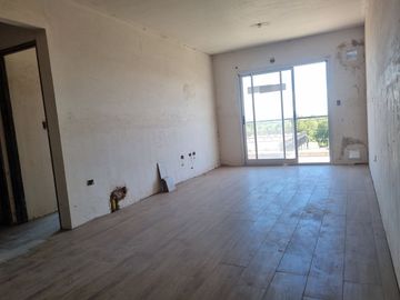 DEPTO EN VENTA 1 DORM C/ PATIO - CARCARAÑA