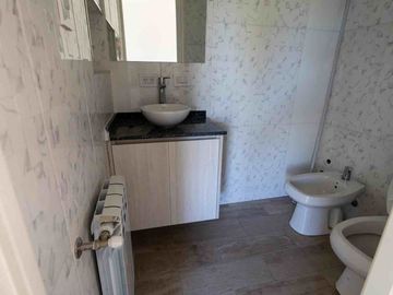 CASA EN VENTA 3 DORM PUERTO ROLDÁN