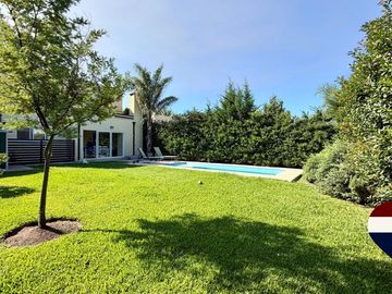 CASA EN VENTA 4 AMB SAN EDUARDO PILAR DEL ESTE