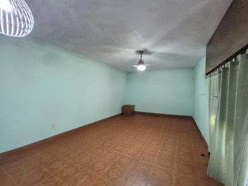 VENTA CASA 3 AMB HURLINGHAM COCHERA APTO CREDITO
