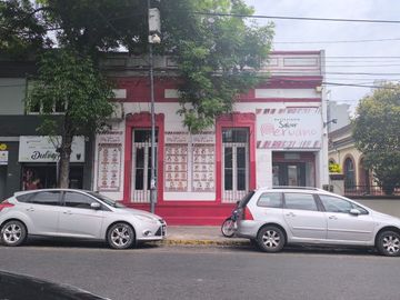 VENTA LOCAL 8,66mx30,66m EN LOMAS DE ZAMORA