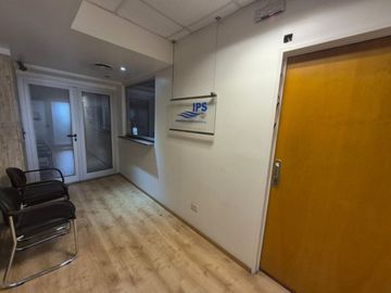 OFICINA PISO 15 VISTA ABIERTA 175M2 CON 3 COCHERAS