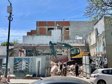 VENTA 2 AMB. BALCÓN TERRAZA Y PARRILA - V. URQUIZA
