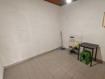 CASA EN VENTA 350 MTS2 TERRENO + PILETA ZONA UNR