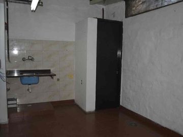 ALQUILER Excelente PH 3 Amb. con Patio en Martínez