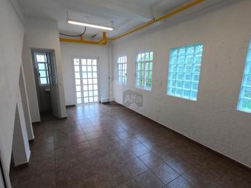 Local comercial en venta en Parque Residencial Coacalco 2a Sección, Coacalco de Berriozábal, México