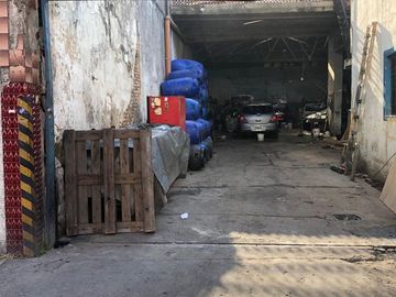 VENTA DE GALPON CON GRUA Y DEPTO 3AMB EN POMPEYA