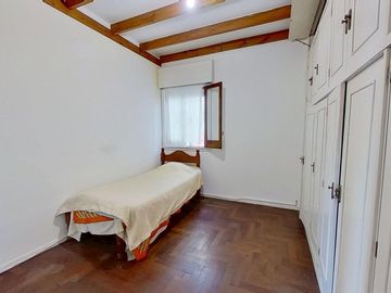 VENTA PH AL FRENTE 3 AMB C/PATIO Y COCHERA,BERNAL!