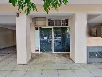 VENTA LOCAL EN ZONA MUY COMERCIAL DE CABALLITO