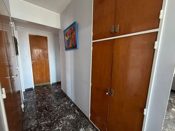 Departamento 4 ambientes depende recoleta cochera