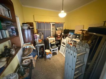 VENTA CASA 4 AMBIENTES ITUZAINGO CENTRO