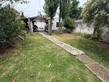 VENTA CASA 4 AMBIENTES ITUZAINGO CENTRO