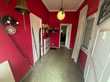 VENTA CASA 4 AMBIENTES ITUZAINGO CENTRO