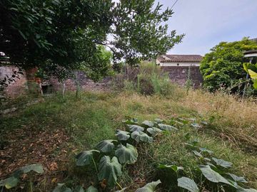 VENTA CASA 4 AMBIENTES MERLO - PARQUE Y COCHERA