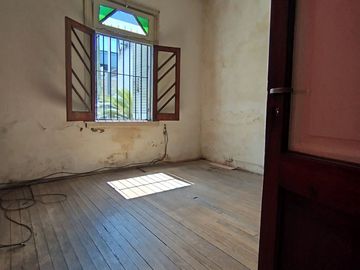 Venta Casa 4 ambientes en Moron