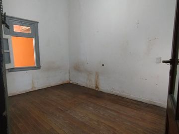 Venta Casa 4 ambientes en Moron