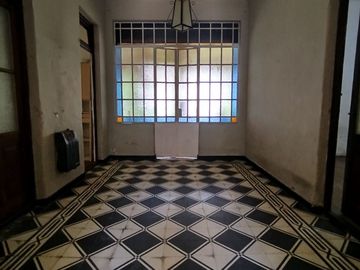 Venta Casa 4 ambientes en Moron