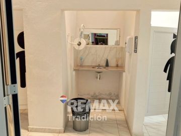 Alquiler local comercial - Juan Jose Castelli