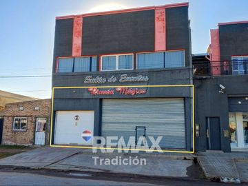 Alquiler local comercial - Juan Jose Castelli