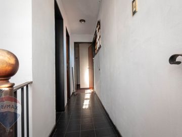 CASA 5 DORMITORIOS EN VENTA LA PLATA