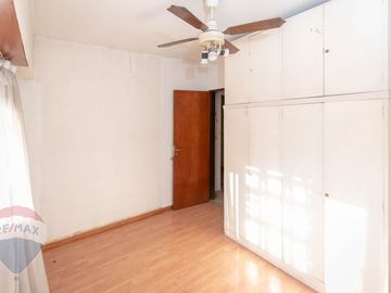 CASA 5 DORMITORIOS EN VENTA LA PLATA