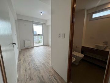 DUPLEX EN VENTA LA PLATA 2 DORMITORIOS TERRAZA
