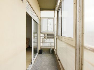VENTA DEPARTAMENTO 2 AMBIENTES LUMINOSO CON BALCON