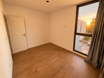 CASA DUPLEX BARRIO PRIVADO CANNING
