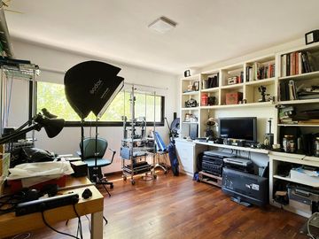 VENTA CASA 5amb B. SAN ISIDRO LABRADOR,DIQUE LUJAN