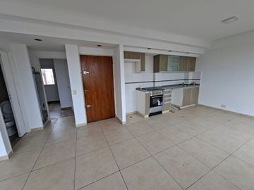 2/3AMBIENTES CON TERRAZA EXCLUSIVA-ACEPTA PERMUTA!