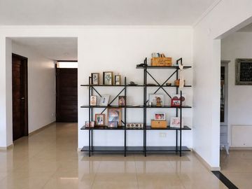 CASA EN VENTA EN BARRACAS DE IRAOLA