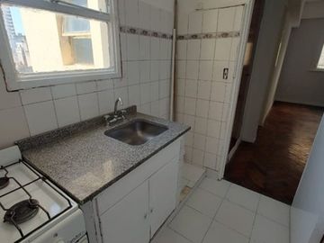 VENTA DEPTO 2 AMB ONCE