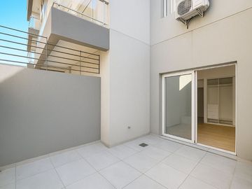 Departamento 3 ambientes en Venta Bernal c/cochera