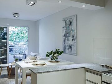 VENTA Semipiso 1 dormitorio  frente Barrio Martin