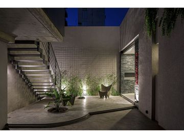 VENTA Semipiso 1 dormitorio  frente Barrio Martin