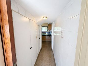 VENTA Casa única 7 amb con cochera y amplio jardín