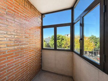 VENTA Casa única 7 amb con cochera y amplio jardín