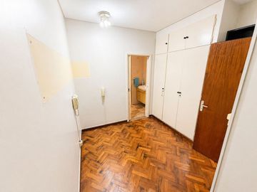 VENTA Casa única 7 amb con cochera y amplio jardín