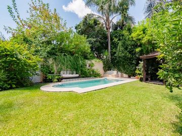 Casa en Venta 5 Amb. Ballester + cochera + pileta