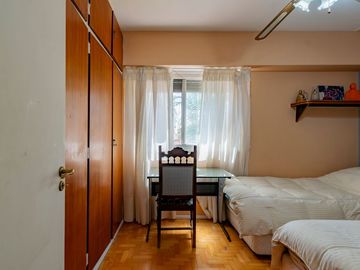 Casa en Venta 5 Amb. Ballester + cochera + pileta
