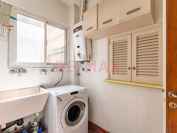 DEPTO 4 AMB VENTA CON BALCÓN EN VILLA GRAL MITRE