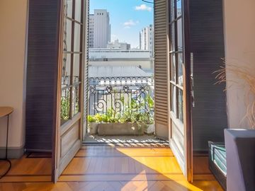 4 Amb Vista Abierta y Excelente Ubicación Recoleta