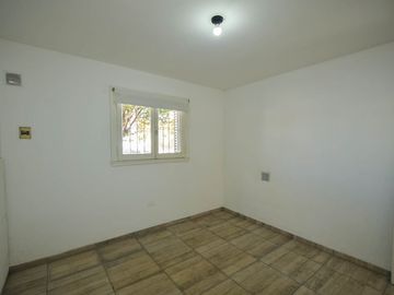 VENTA CASA PH 3 AMBIENTES PB FRENTE PATIO SAN JOSÉ
