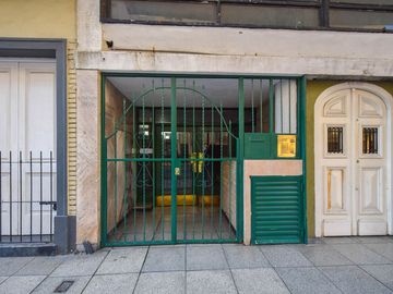VENTA DEPARTAMENTO 2 AMB. FRENTE BALCON RECICLADO