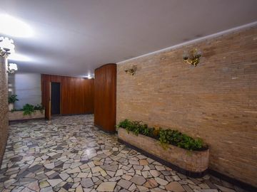 VENTA DEPARTAMENTO 2 AMB. FRENTE BALCON RECICLADO
