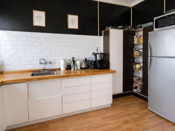 VENTA EN BLOCK VIVIENDA C/GARAJE, QUINCHO Y LOCAL