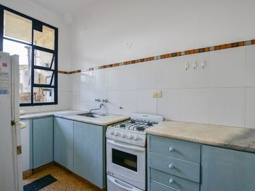 VENTA DEPARTAMENTO 2 DORMITORIOS CON AMPLIO BALCÓN