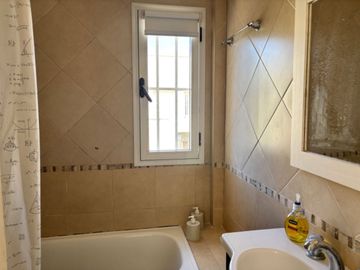 DEPARTAMENTO VENTA PINAMAR, 2 AMBIENTES, COCHERA