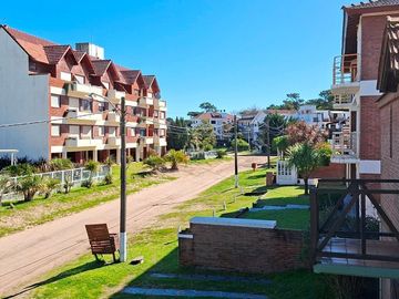 Complejo en venta en Villa Gesell a metros del mar