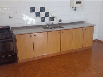 VENTA CASA 3 DORM MAS 2 DPTOS B° CUPANI CÓRDOBA